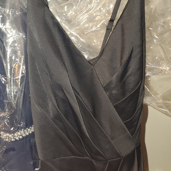 David's Bridal Bridesmaid Dress - Picture 3 of 4